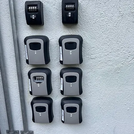 Monteuren 4 * Siegen